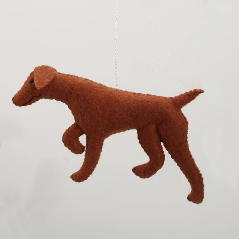 Mobile-chambre-bebe-chien-pointeur