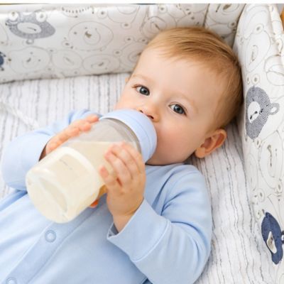 tour-de-lit-ourson-bebe-biberon