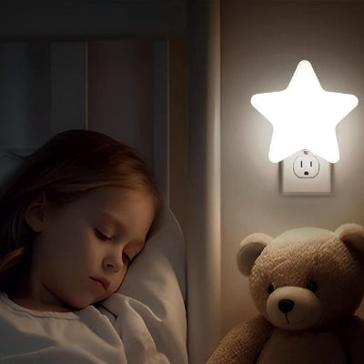 Veilleuse-mural-étoiles-blanche-enfant-et- ourson