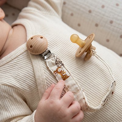 Attache- sucette-beige-épuré