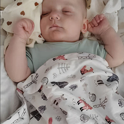 Couverture- Bebe- Garçon-qui-dort