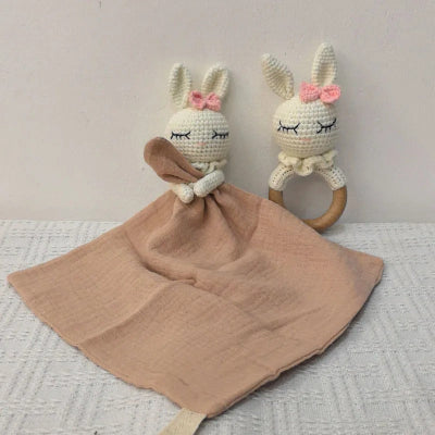 Doudou-lapin-rose