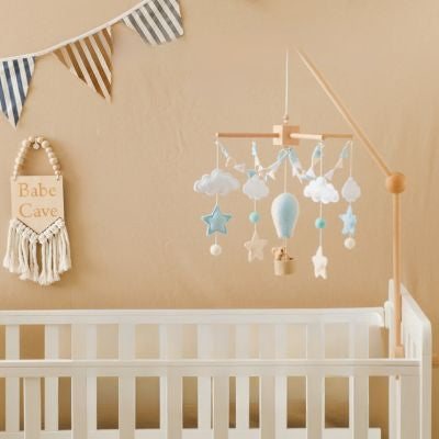 Mobile-bébé-lit-bébé