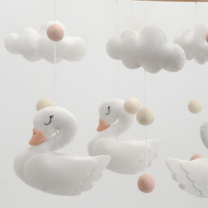 Mobile lit bebe cygne blanc
