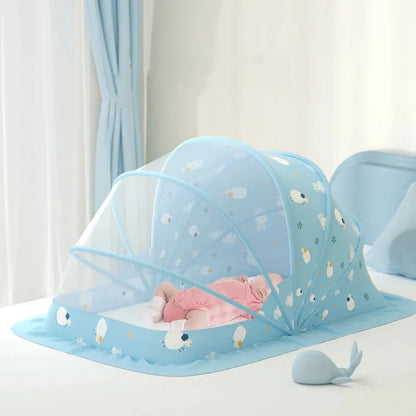 Moustiquaire-pour-lit-de-bebe-nuit