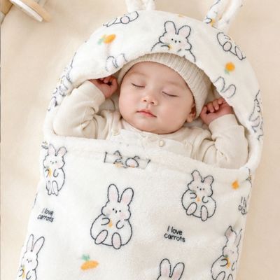 Nid-d_ange-6-12mois-bebe-dort-dans-avion