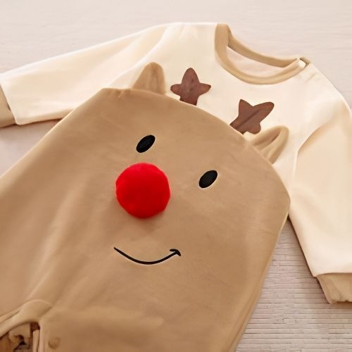 Pyjama noel pour bebe garde sa forme
