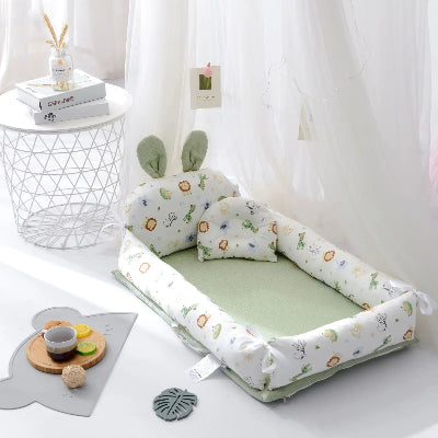 reducteur de lit pour bebe motifs lion avec oreilles
