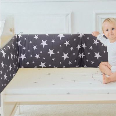 Tour de lit Bébé  noir étoile blanche bébé