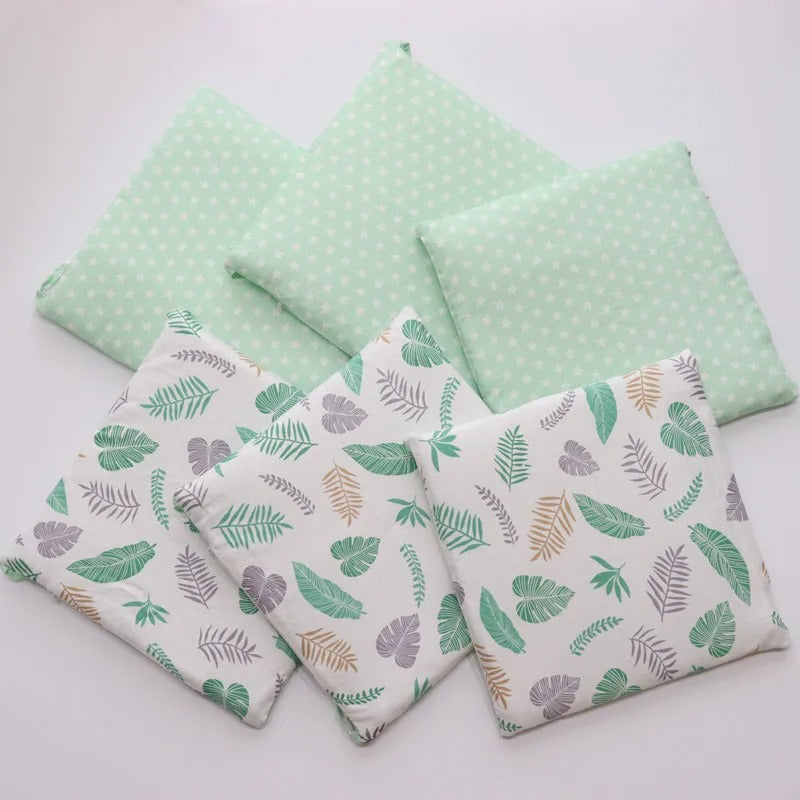 Tour-de-lit-original-bebe-coussins-verts