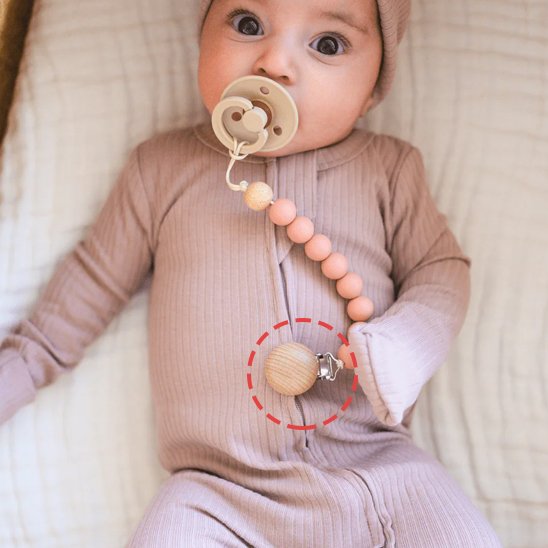 attache-tétine-à créer