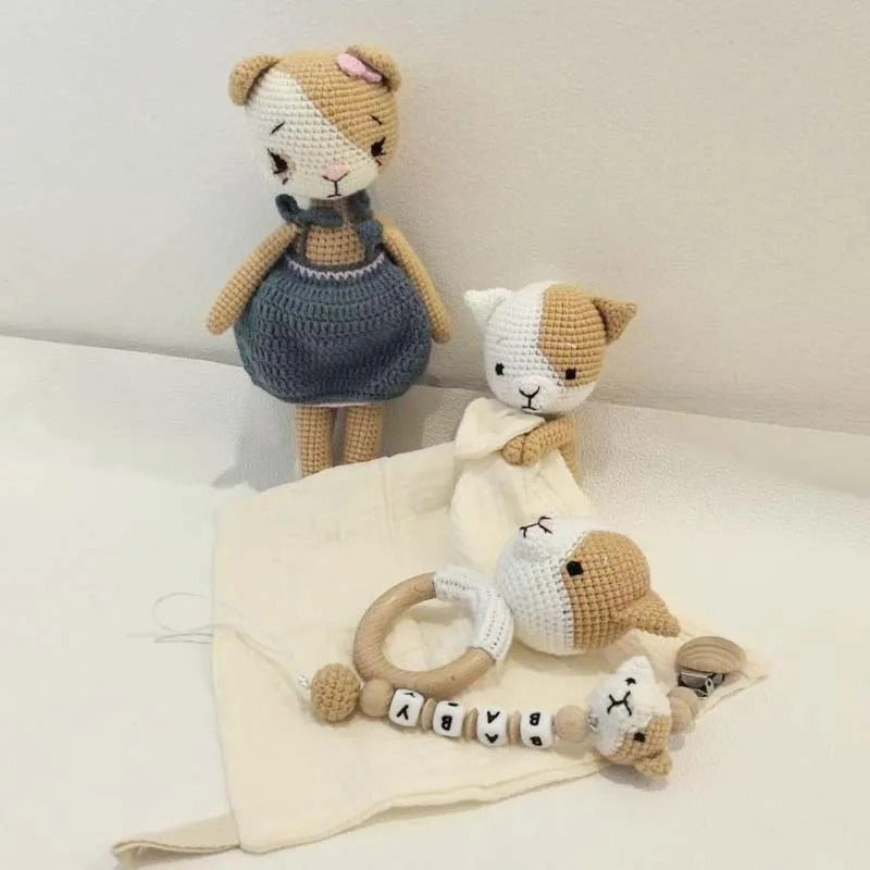 cadeau-coffret-naissance-chat-mignon