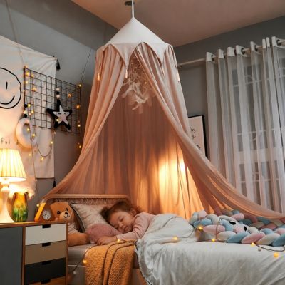 ciel de lir rose et petite fille