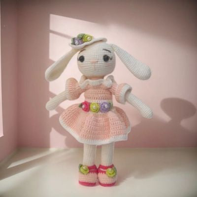 doudou-Rose-lapin-decoration-chambre