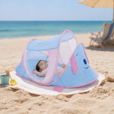 lit-moustiquaire-bebe-dort-plage