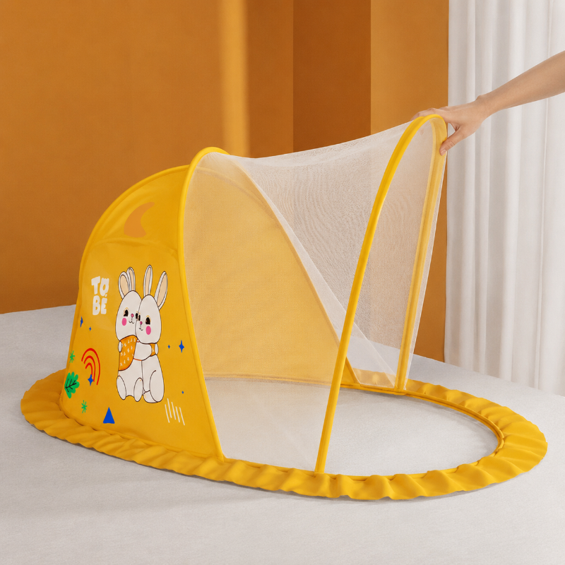 Moustiquaire cododo qui se soulève pour allaitement
