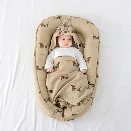 reducteur-de-lit-6-12mois-bebe-dort-se-repose
