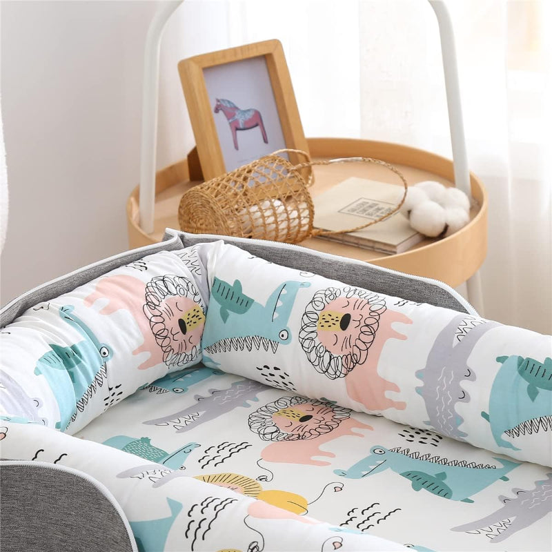 reducteur-de-lit-6-12mois-bords-rembourres