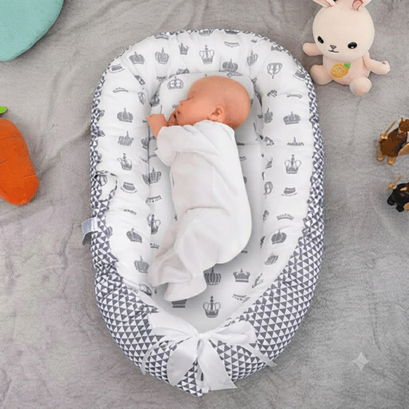 reducteur de lit-bebe couronne