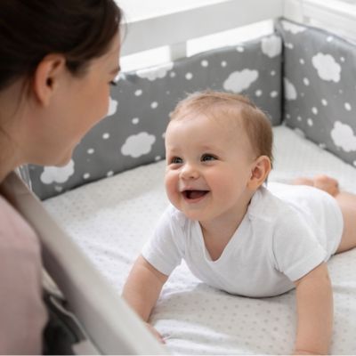 tour-de-lit-nuage-bébé-enjoue
