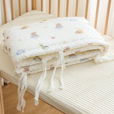 tour-de-lit-ourson-fixation