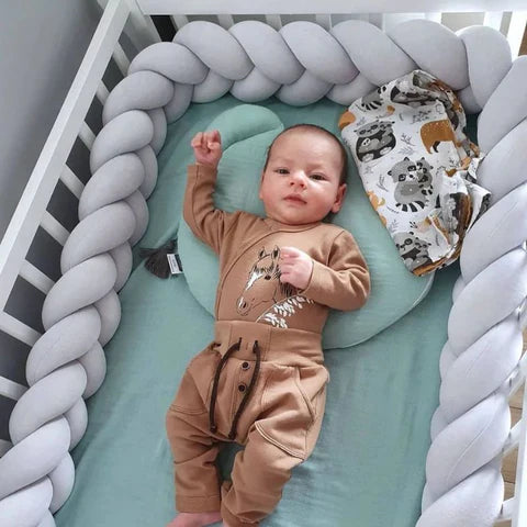 tresse de lit bébé en securite Gris