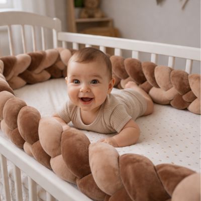 tresse-de-lit-bébé-qui-gigote