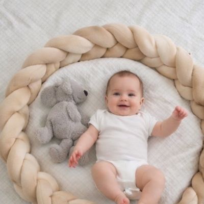 tresse-de-lit-bebe-salon-content